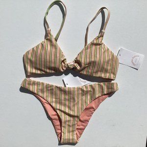 Dippin’ Daisy’s Zen top & Palma bottom